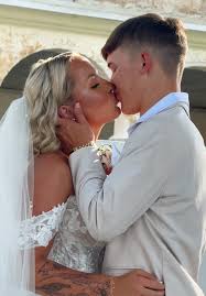 addison-barger-wife-19.jpeg