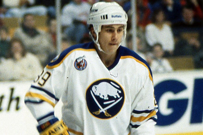 alexander-mogilny-64.jpeg