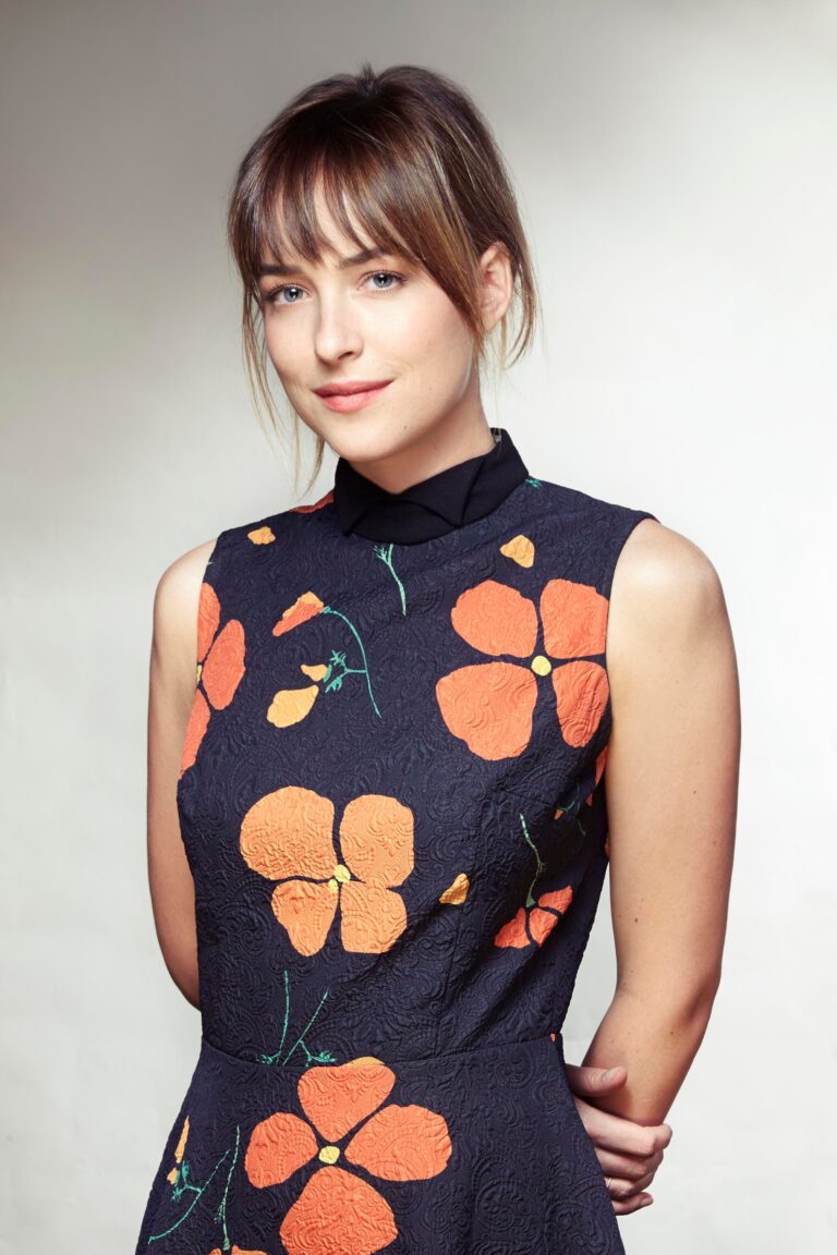 dakota-johnson-25.jpeg