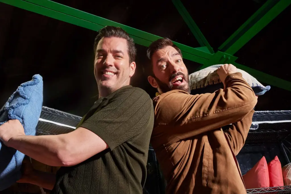 drew-scott-212.webp