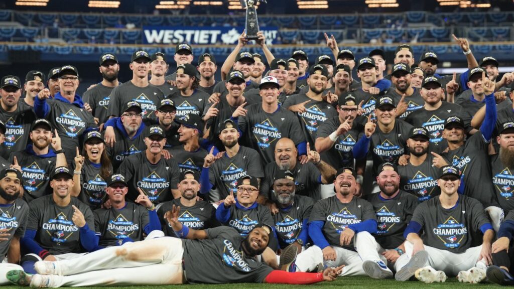 jays-world-series-roster-125.jpeg
