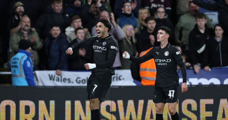 swansea-vs-man-city-60.jpeg