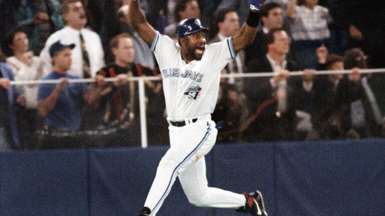 joe-carter-home-run-158.jpeg
