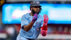 vladimir-guerrero-jr-contract-113.jpeg