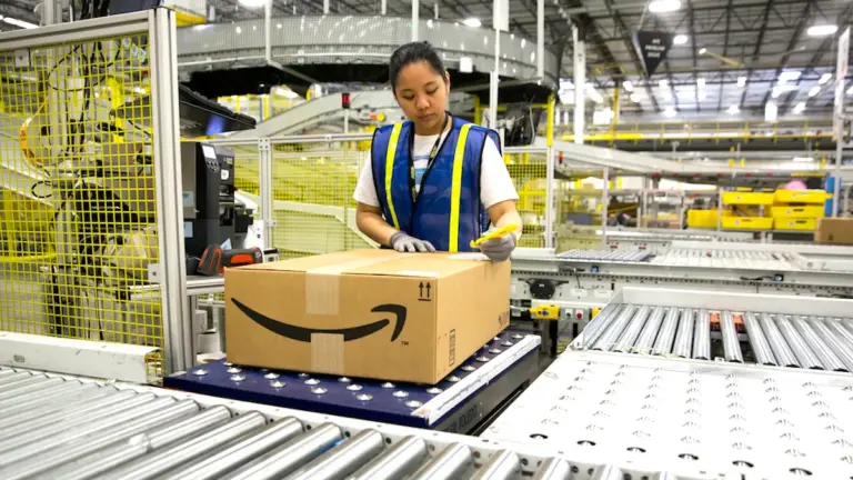 amazon-layoffs-employees-16.webp