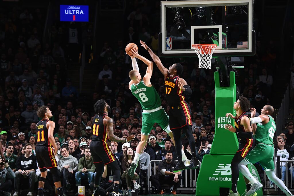hawks-vs-celtics-131.jpg
