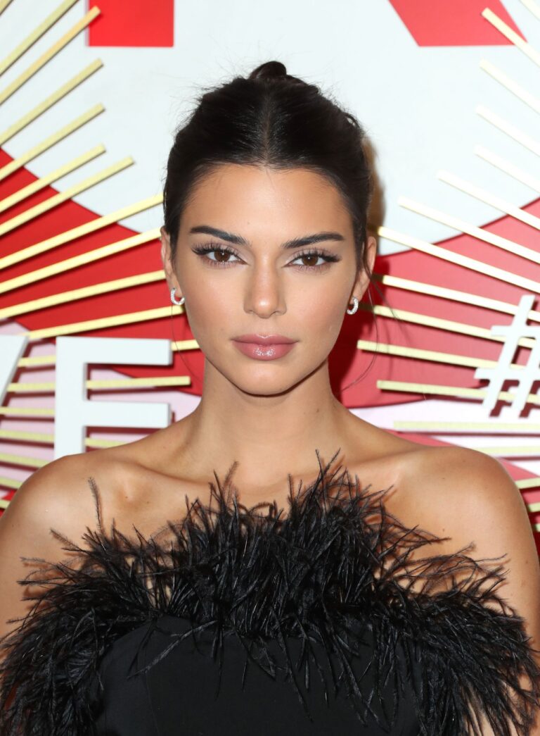 kendall-jenner-48.jpeg