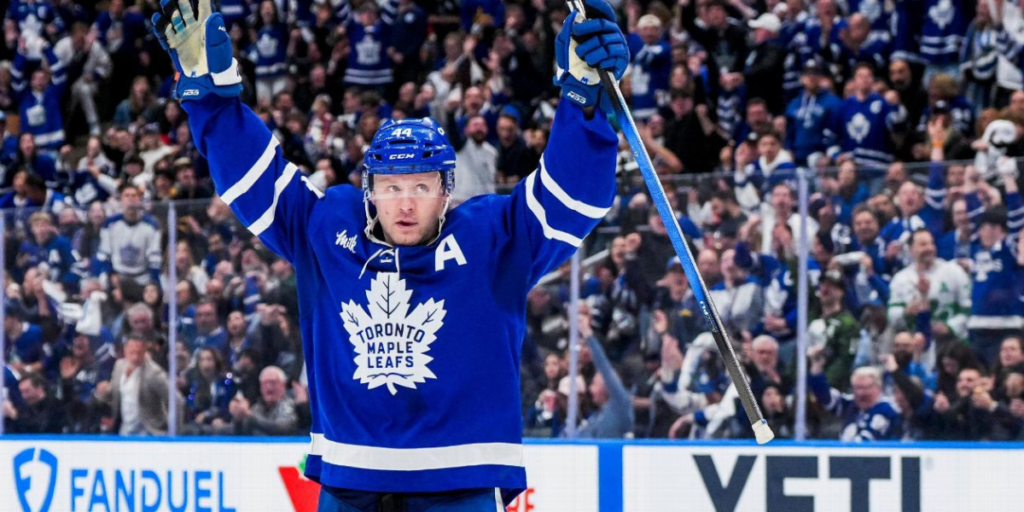 morgan-rielly-186.png