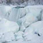 niagara-falls-frozen-72.webp