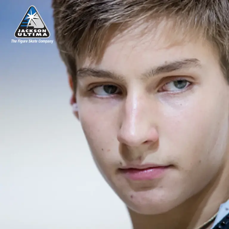 andrew-torgashev-913.webp