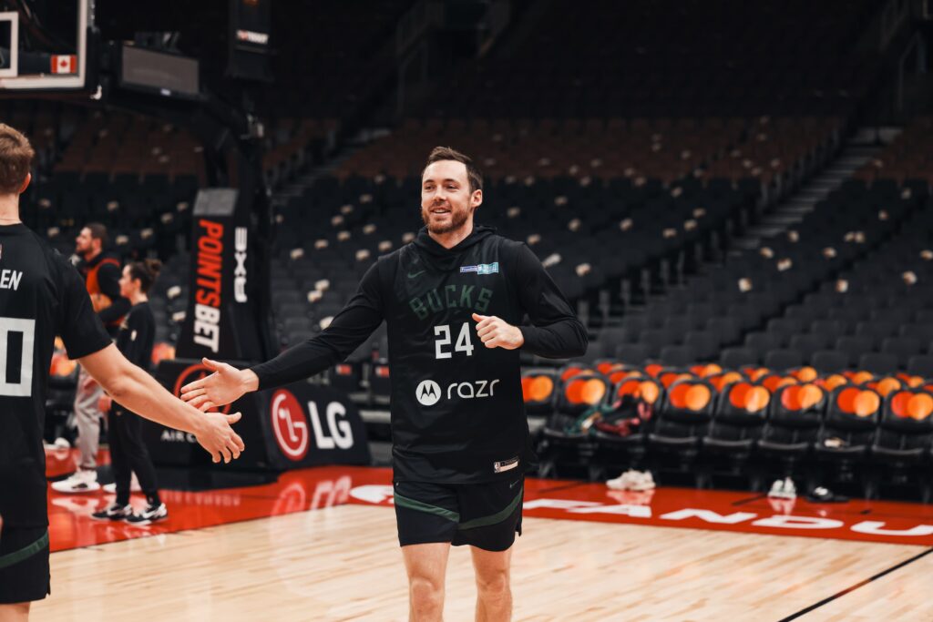 bucks-1018.jpg