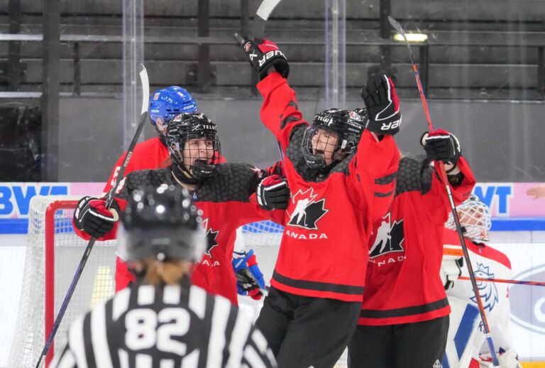 canada-vs-czechia-hockey-15.jpeg