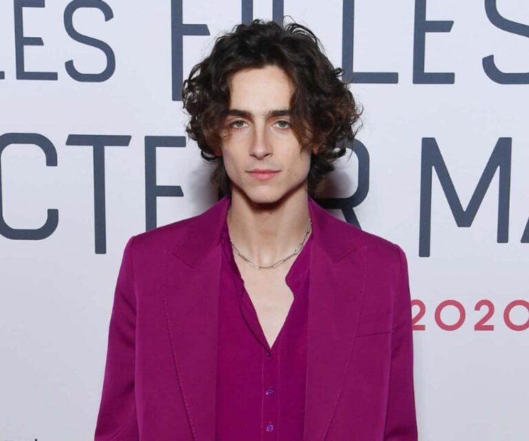 christopher-nolan-timothee-chalamet-9.jpeg