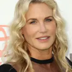 daryl-hannah-454.webp