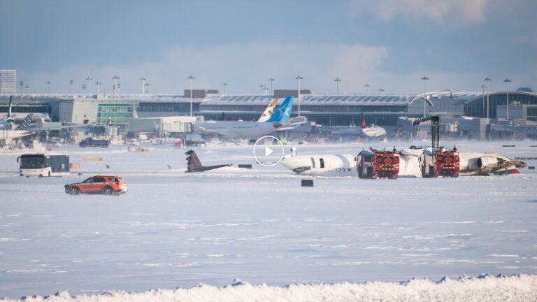 delta-plane-crash-toronto-111.jpeg