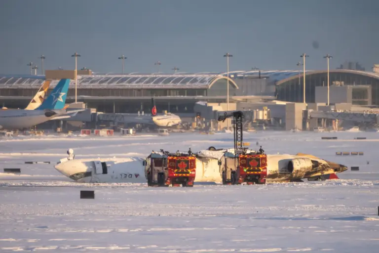 delta-plane-crash-toronto-671.webp