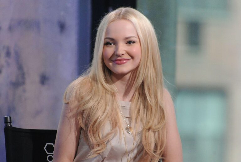 dove-cameron-186.jpeg