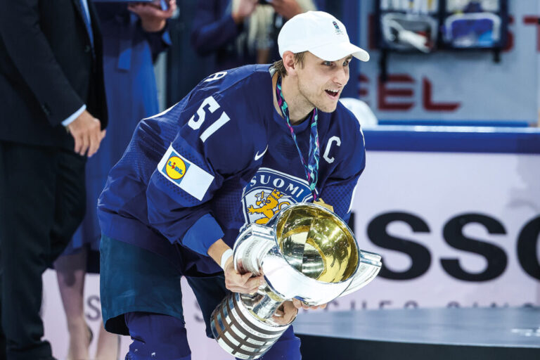 finlande-slovaquie-hockey-297.jpeg