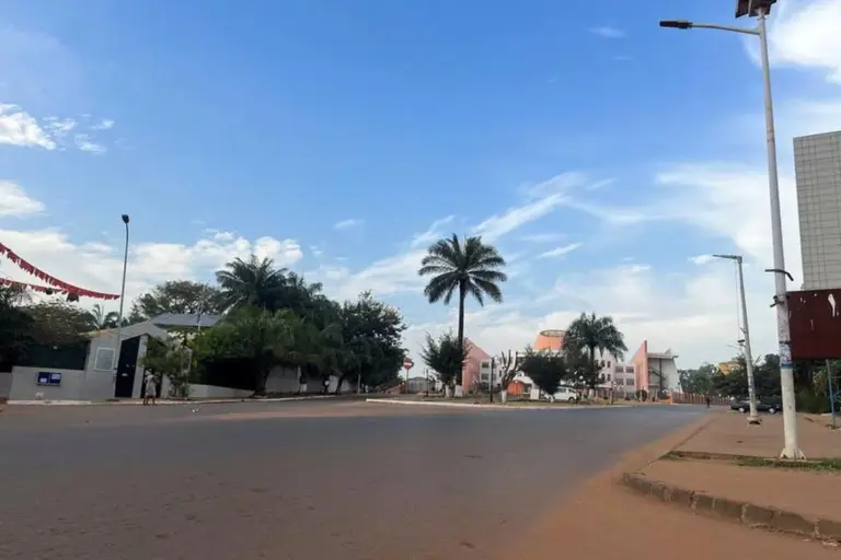 guin-e-bissau-1613.webp