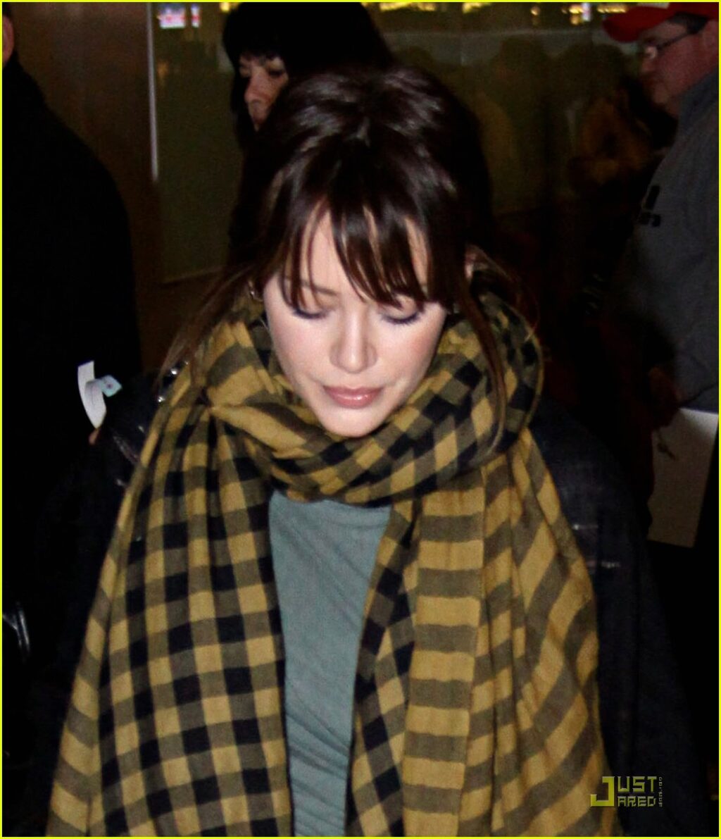 hilary-duff-toronto-45.jpeg
