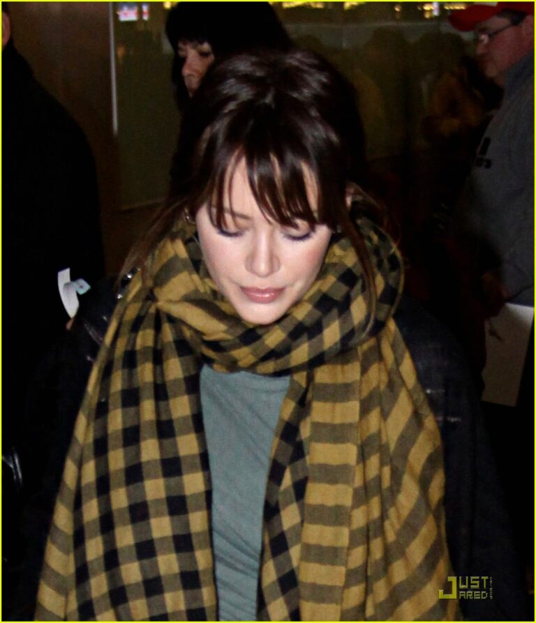 hilary-duff-toronto-45.jpeg
