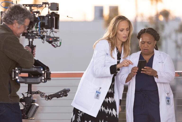 is-grey-s-anatomy-on-tonight-220.jpeg