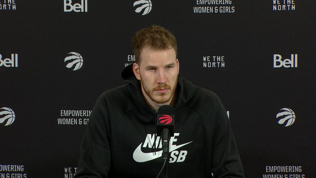jakob-poeltl-247.png