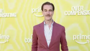 james-van-derbeek-1377.webp