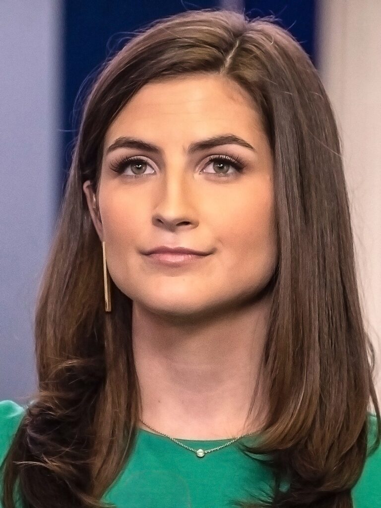 kaitlan-collins-201.jpeg