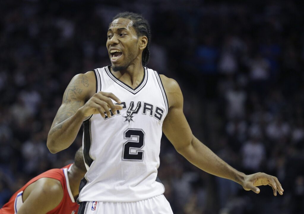 kawhi-leonard-1560.jpeg
