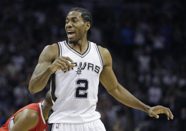 kawhi-leonard-1560.jpeg