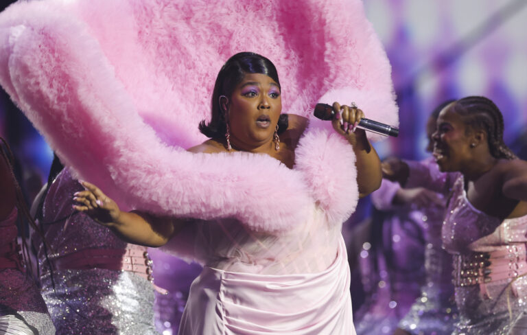 lizzo-247.jpeg
