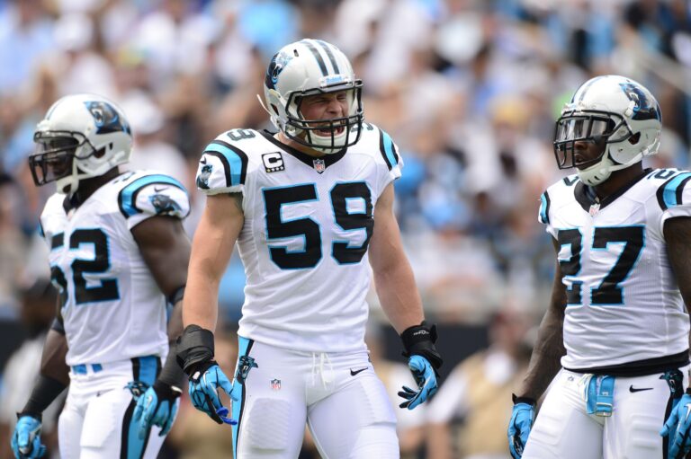 luke-kuechly-389.jpeg