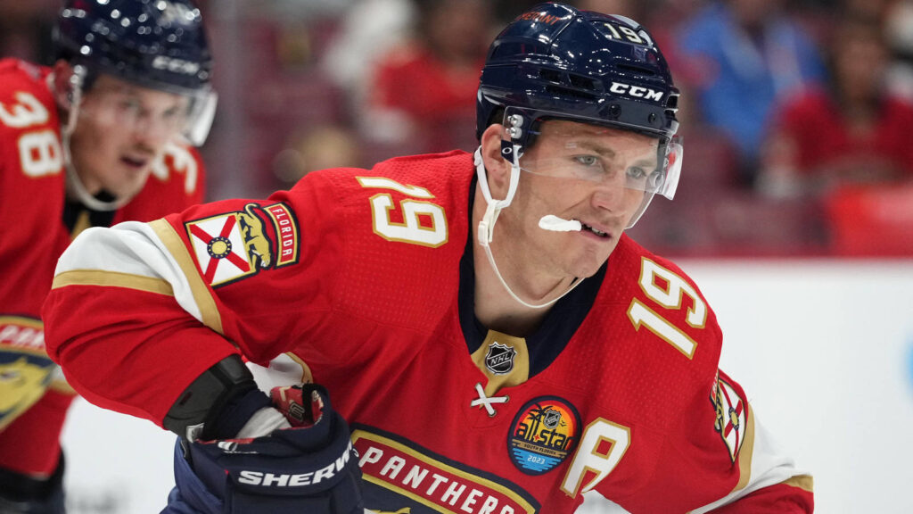 matthew-tkachuk-300.jpeg