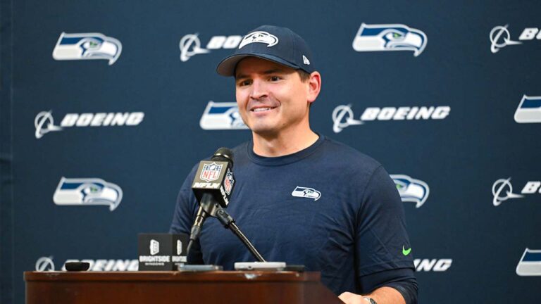 mike-macdonald-seahawks-1316.jpeg