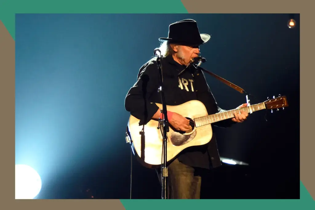 neil-young-tour-cancelled-241.webp