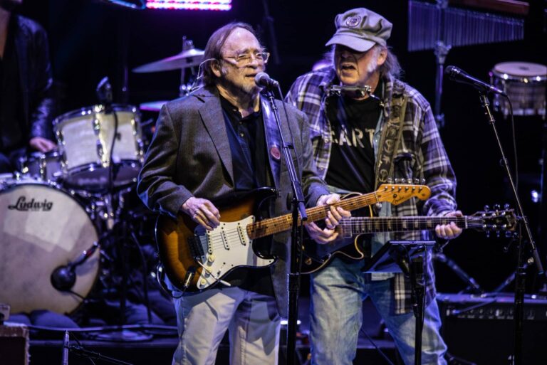 neil-young-tour-cancelled-6.jpeg