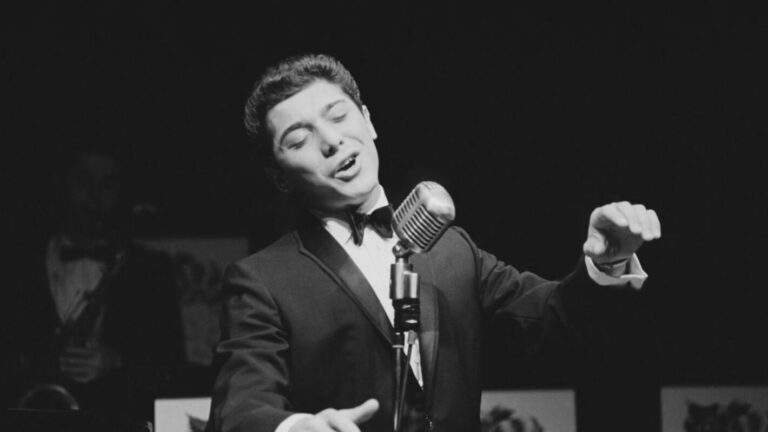 paul-anka-612.jpeg