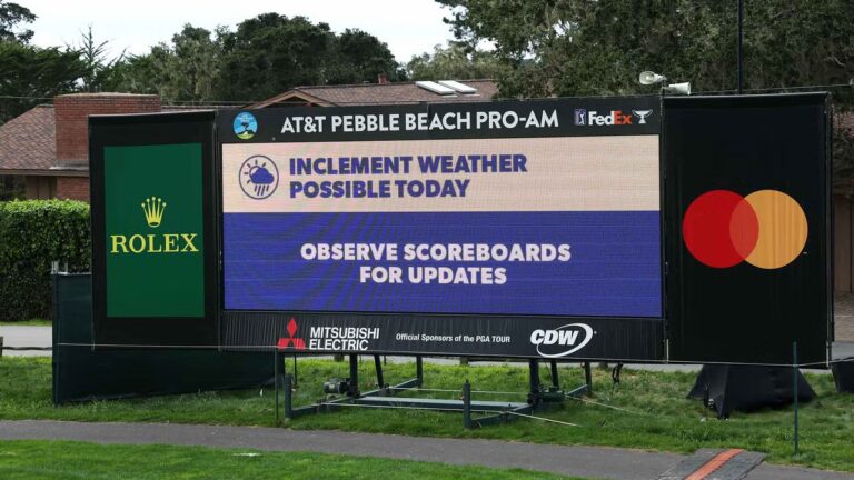 pga-pebble-beach-leaderboard-81.jpg