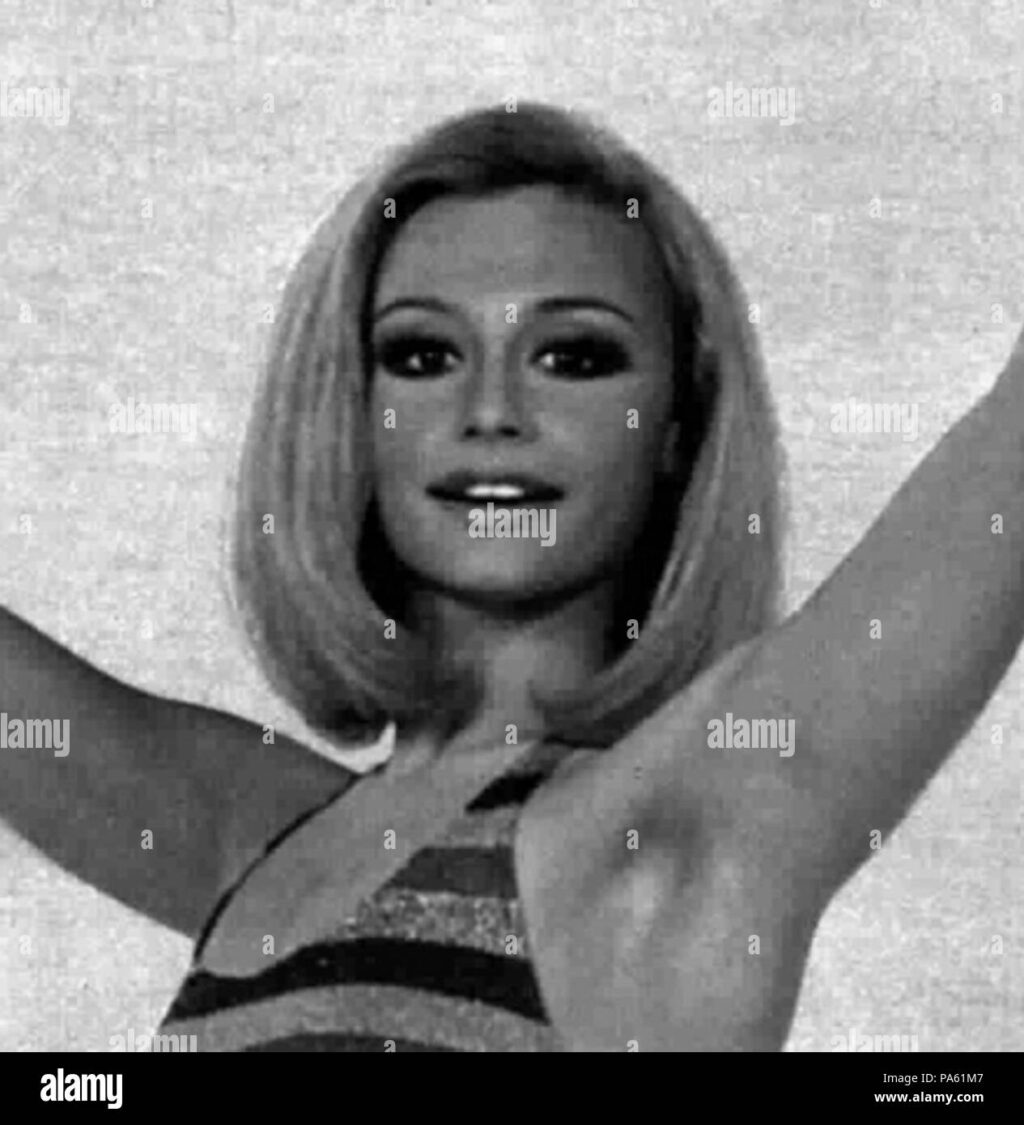 raffaella-carr-1221.jpeg