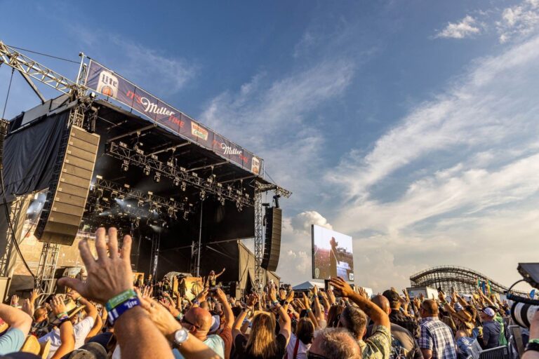 rock-the-country-festival-shinedown-323.jpeg
