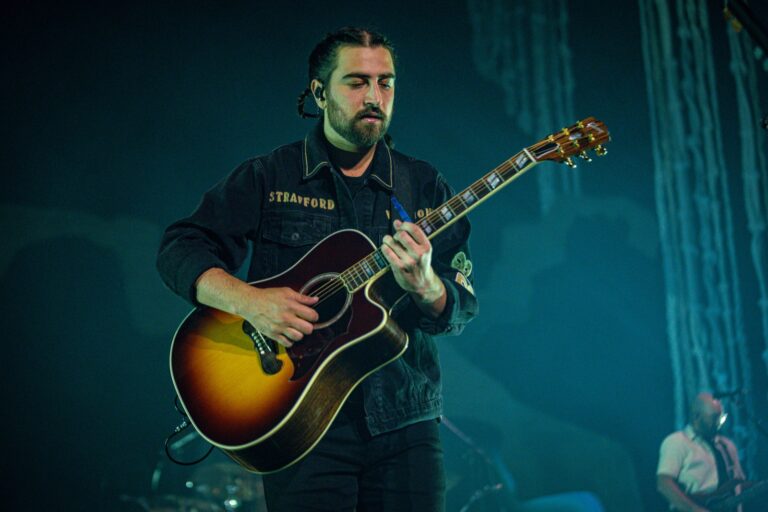 rogers-stadium-presale-noah-kahan-345.jpeg