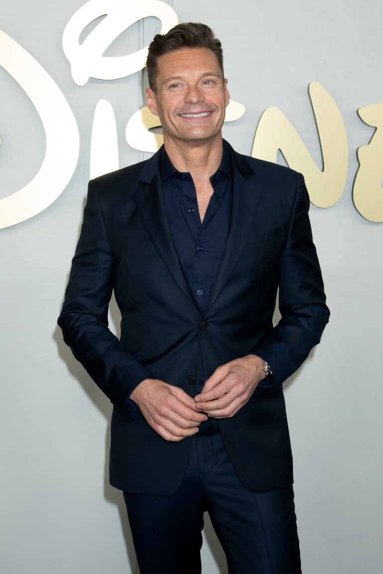 ryan-seacrest-111.jpg