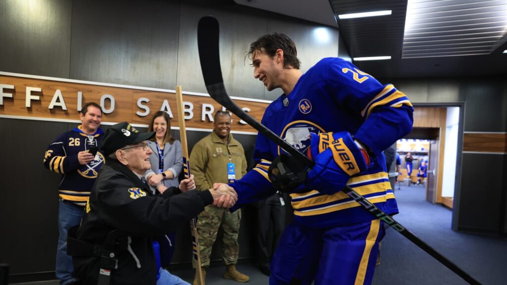 sabres-vs-panthers-56.jpeg