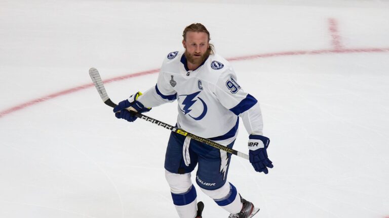 steven-stamkos-1715.jpeg