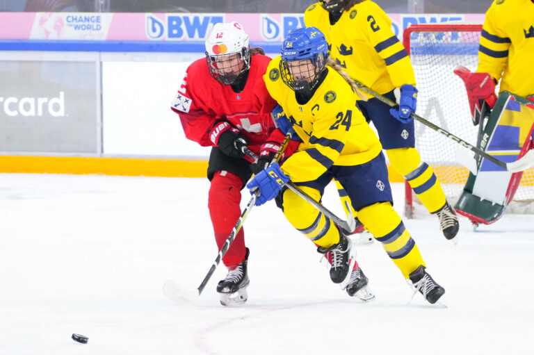 sweden-vs-italy-hockey-314.jpeg