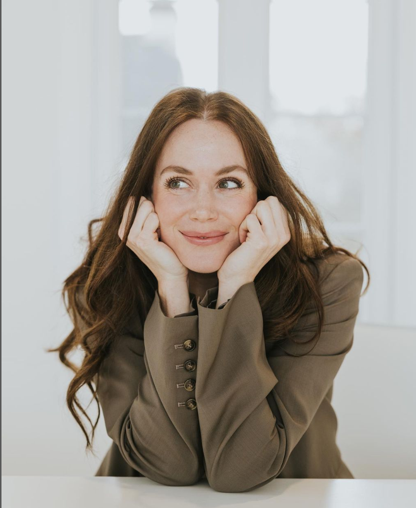 tessa-virtue-129.png