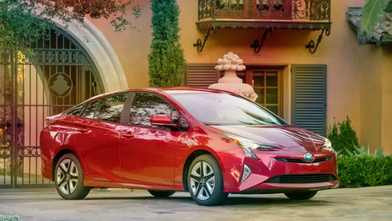 toyota-prius-door-recall-canada-20.webp