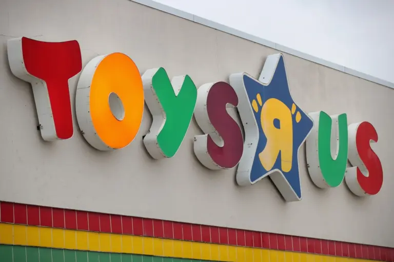 toys-r-us-gift-cards-canada-60.webp