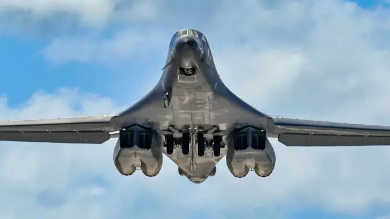 b1 bomber — CA news